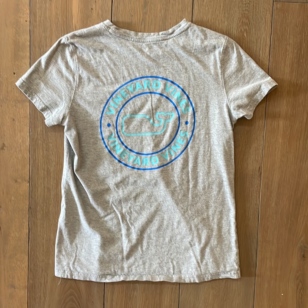 Vineyard Vines Gray Tee- size XS